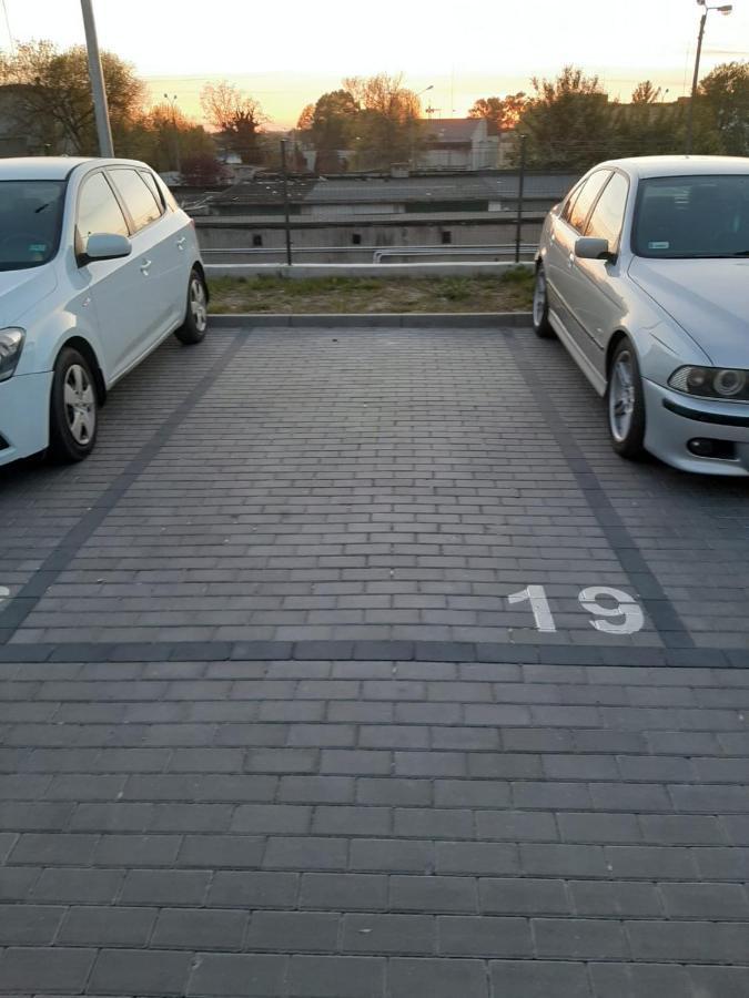 Bm Apartament - Z Miejscem Parkingowym Appartement Lublin Buitenkant foto